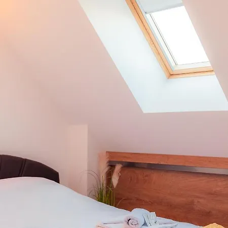 아파트 Pumpkin Spiced With Own Parking And Office Setup