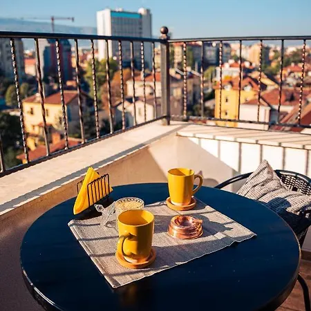 Pumpkin Spiced With Own Parking And Office Setup