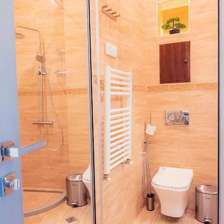 Pumpkin Spiced With Own Parking And Office Setup