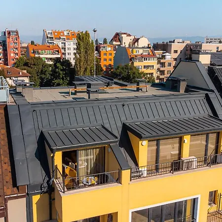Pumpkin Spiced With Free Gym Pass And Office Setup Apartment Sofia