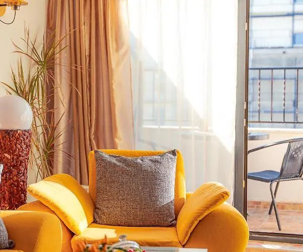 Pumpkin Spiced With Own Parking And Office Setup * Sofia