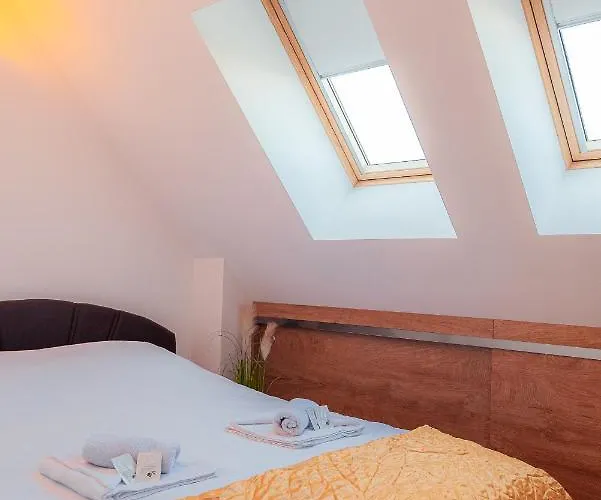 Pumpkin Spiced With Own Parking And Office Setup סופיה