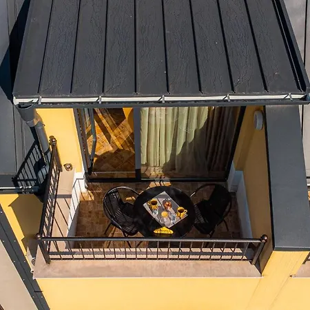 Pumpkin Spiced With Own Parking And Office Setup ソフィア